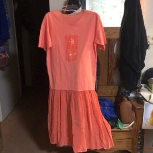 Coral Mid length dress Size L